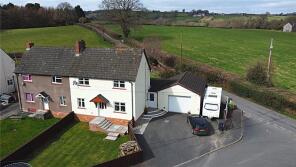 1, Glan Dulais, Felinfach, Brecon LD3 0UE