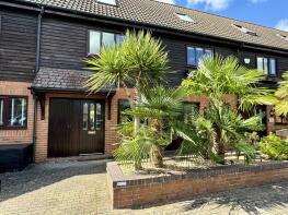 7, Barn Court, Clutton, Chester CH3 9SB