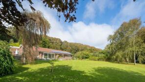 Badgers Way, Sandrock Road, Ventnor PO38 2NQ