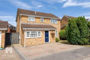 24, Pelican Mead, Ringwood BH24 3RG