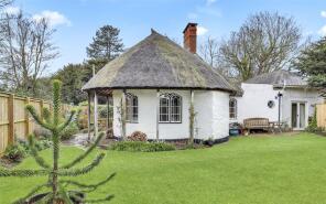 South Lodge, Cleeve Park, Chapel Cleeve, Minehead TA24 6HZ