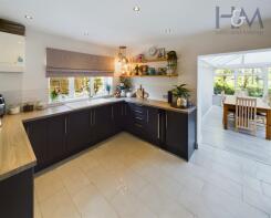 68 Meadowbank, Moors Ley, Stevenage SG2 7NQ