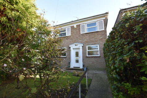 West Lodge Road, Lexden