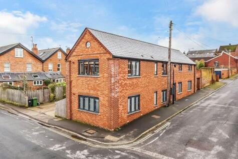 Jubilee Terrace, Dorking, RH4