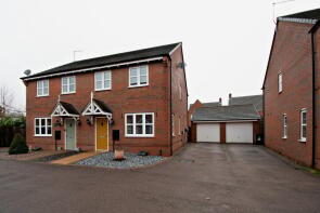 18, Moat Close, Leicester LE9 9PY