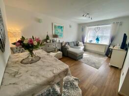 81, Brendon Grove, Nottingham NG13 8TN