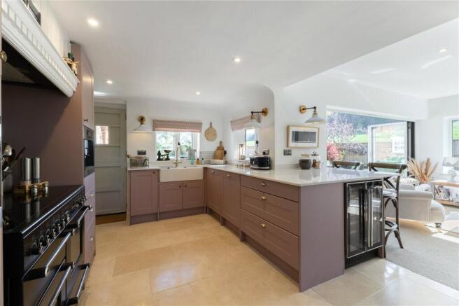 Kitchen/Breakfast