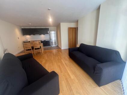Altolusso, City Centre, 11th Floor, CF10 2FG (Ref.1024)