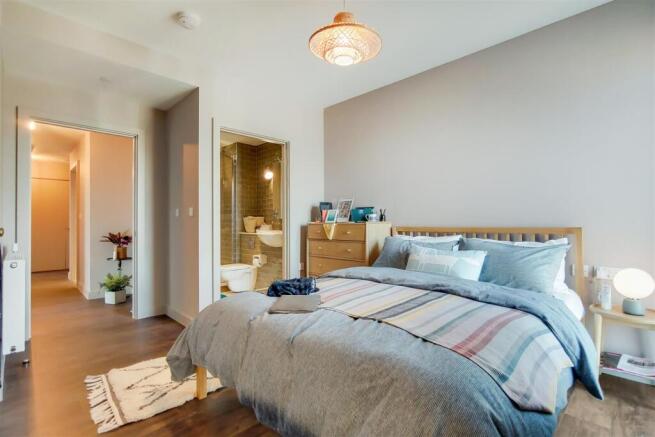 3. Canada Gardens- Bedroom 2.jpg