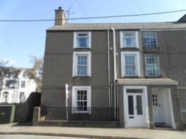 Arfor, Marine Terrace, Ffordd Dewi Sant, Nefyn LL53 6EG