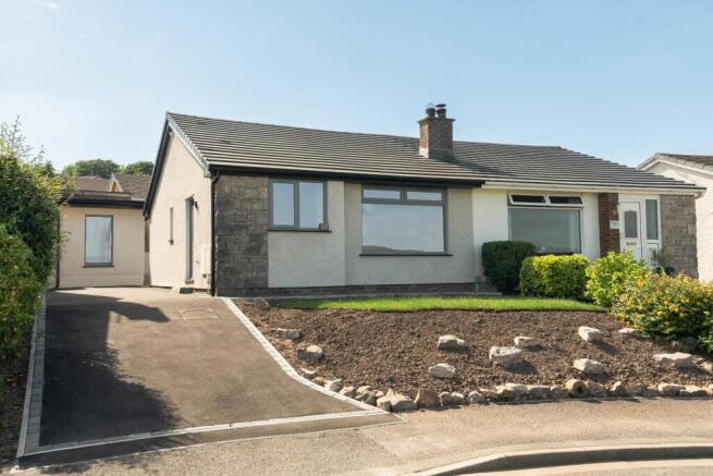 52 Hillswood Avenue
