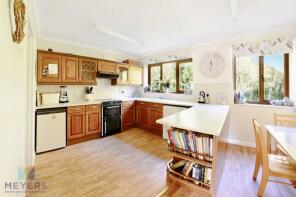 6, Hylands, Dorchester DT2 7BS
