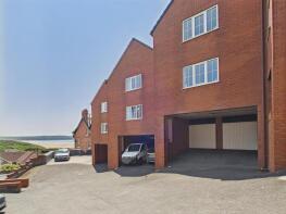 6, Sandy Lane Court, Bay View Road, Woolacombe EX34 7DQ