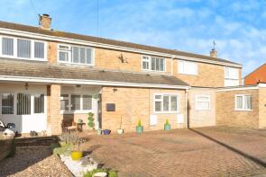 4, Mays Way, Towcester NN12 7PP