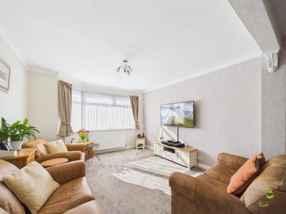 Presented by Nicoleta at EweMove Bexleyheath and D