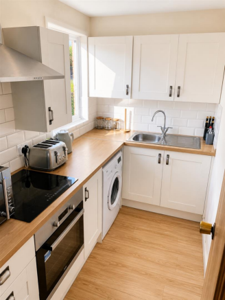 kitchen 2.png