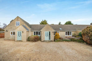 6, Kingway View, Malmesbury SN16 0HG
