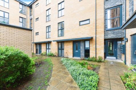 Tala Close, Surbiton, Surrey, KT6