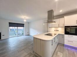 53, Tennant Grove, Neath SA10 6ES