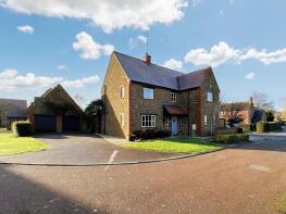 7, Windmill Gardens, Daventry NN11 6DD