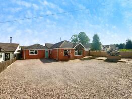 81, Lincoln Road, Metheringham, Lincoln LN4 3EH