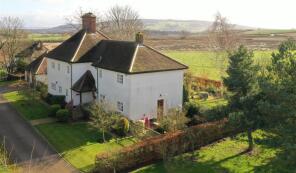 4 St Josephs, Besford Court Estate, Worcester WR8 9LZ