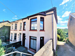 Albion House, Bryn Terrace, Brynithel, Abertillery NP13 2HQ