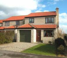 8, Beckett Close, Nawton YO62 7SB