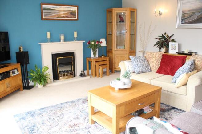 Lounge picture 2