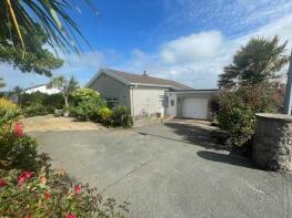 16, Minffordd Estate, Tyn-y-gongl LL74 8QG