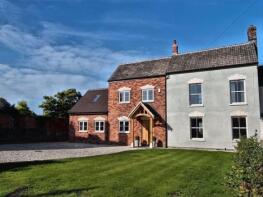 1, Sheene Cottages, Corner House To Primrose Cottage, Purton, Berkeley GL13 9HT