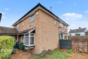 63, Squires Court, St. Neots PE19 8PB