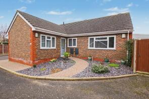 1, Wigmore Glade, Wigmore Road, Wigmore, Gillingham ME8 0TY