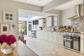 27, Lower Road, Grayswood, Haslemere GU27 2DR