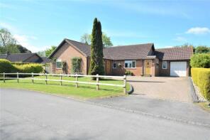 2, Alexander Close, Upton, Didcot OX11 9JP
