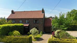 4, Main Street, Ganton YO12 4NR