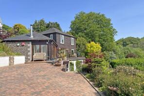 Woodcote, Bar Meadows, Malpas, Truro TR1 1SS
