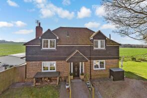 Upper Downsview, Upper Street, Maidstone ME17 1UJ