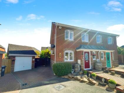 Wiltshire Crescent, Basingstoke, RG22