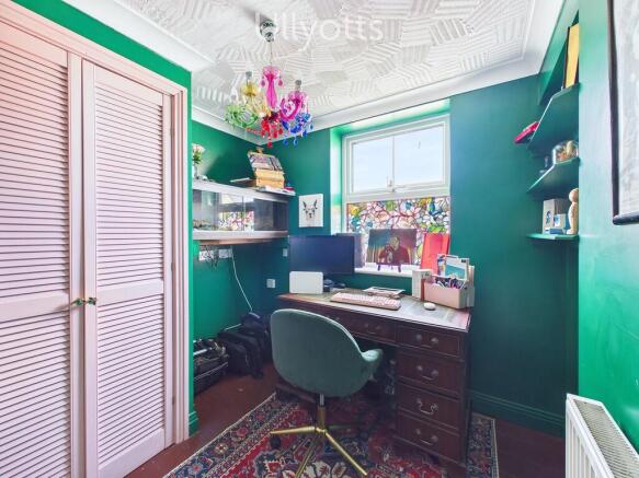 Study/Snug