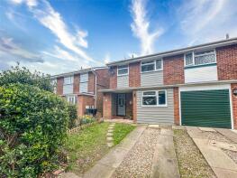 15, Barlands Close, Christchurch BH23 7HN