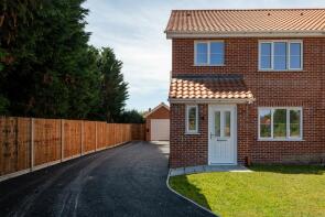 4, Hive Place, Bury Road, Wortham IP22 1GA