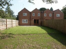 2, Manor Farm Cottages, Church End, Buckingham MK18 5NU