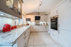 100, Corsham Road, Melksham SN12 8QF