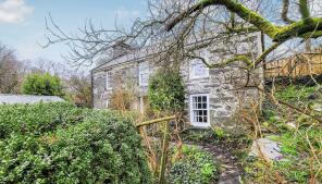 Bryn Y Felin, Road From Pen Y Glyn Westwards To Pont Y Glyn B4573, Talsarnau LL47 6UU