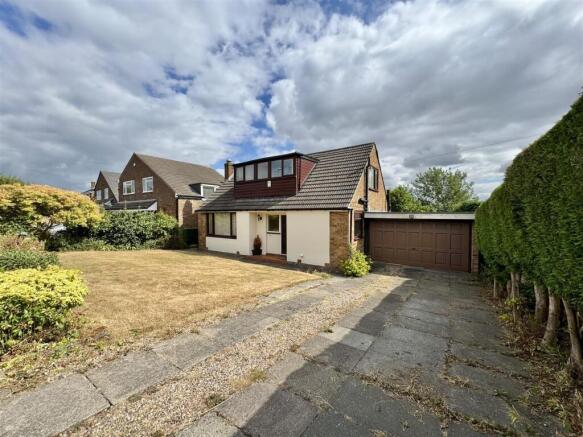EXTERNAL FRONT, GARAGE AND DRIVEWAY