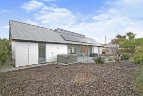 East Coker, Fraddam Road, Hayle TR27 6EW