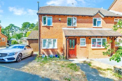 Swan Close, Storrington, Pulborough, West Sussex, RH20