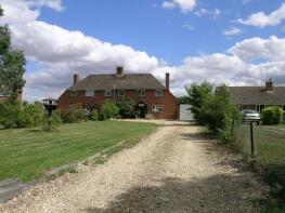 8, Johnstones, Road Running Through Goosey, Goosey, Faringdon SN7 8PA