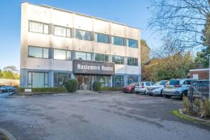 Flat 5, Haslemere House, Lower Street, Haslemere GU27 2PE